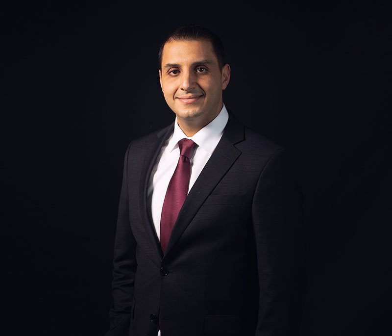 الدكتور منذر جهاد زيدان
